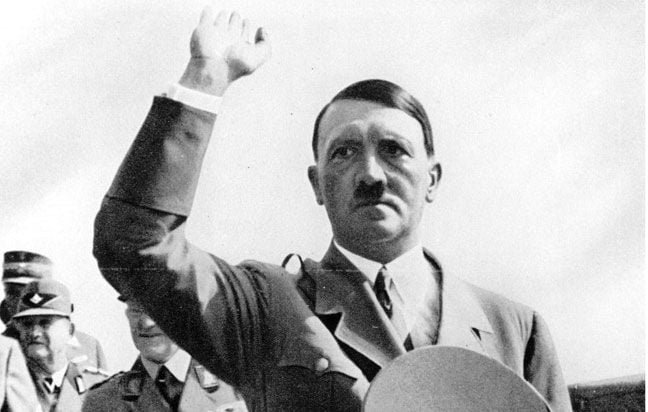 decreto Nerone Adolf hitler