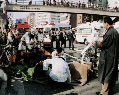 attacco gas sarin metro tokyo