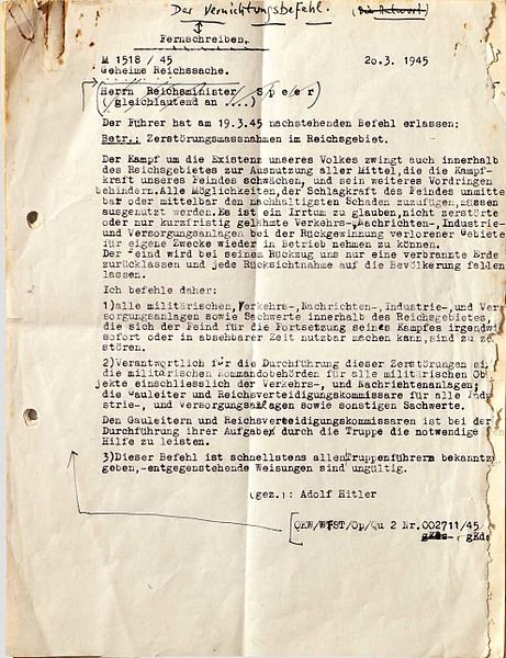 decreto Nerone hitler