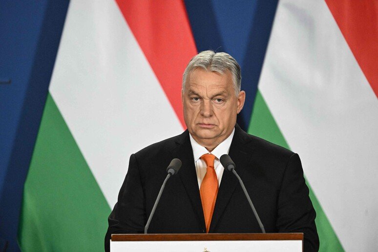 ungheria si ritira dalla corte penale internazionale