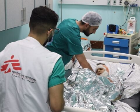 gaza bambini amputati senza anestesia